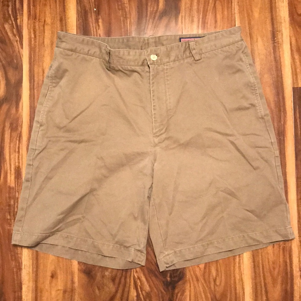 Men’s Vineyard Vines Khaki Shorts